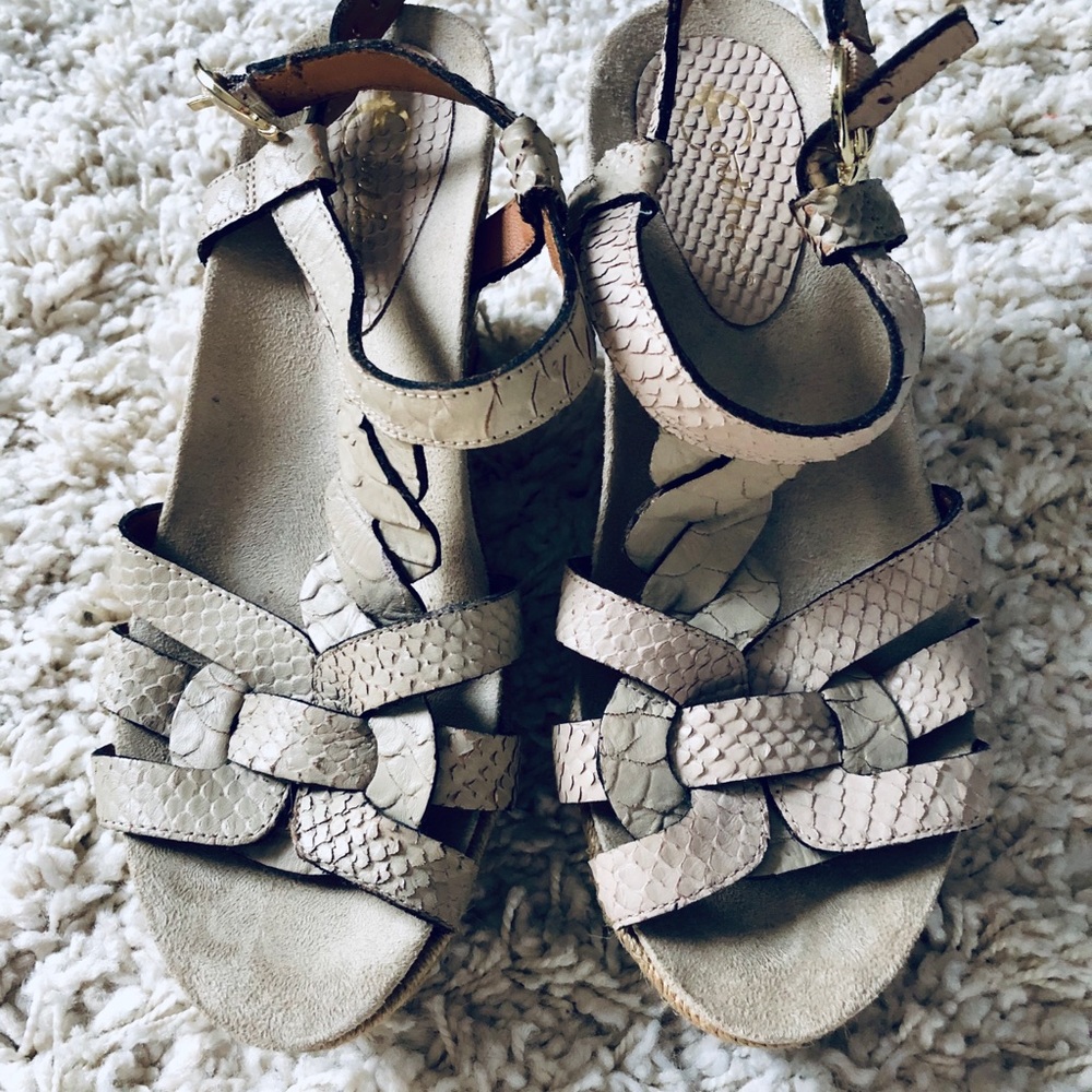 EUC Earthies Snake Print Wedge Sandals